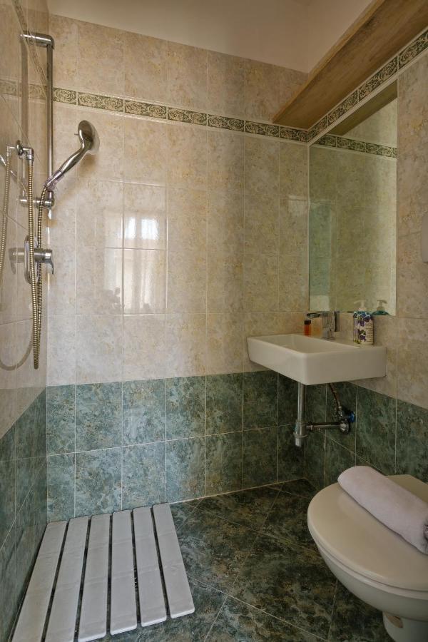Jade Stays Florenz Exterior foto
